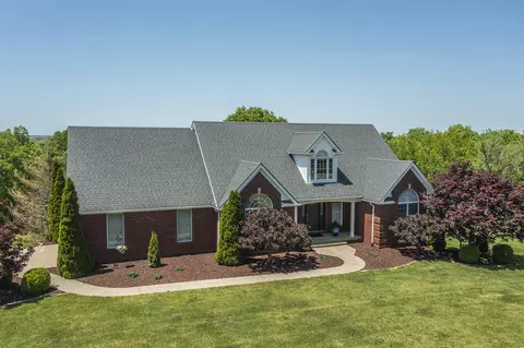 708 Autumn Ct, Richmond, KY 40475