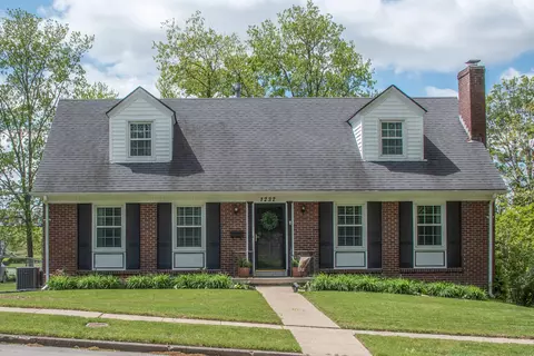 1232 Gainesway Dr, Lexington, KY 40517
