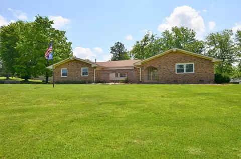 192 Boyle Ave, Harrodsburg, KY 40330