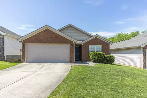3221 Creek Path Ln, Lexington, KY 40511