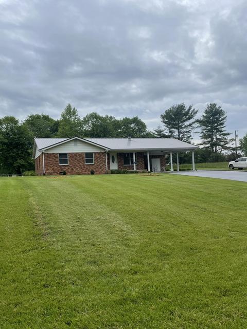 74 Dutton Cir, Jamestown, KY 42629