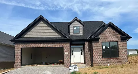 1381 Angus Trl, Lexington, KY 40509