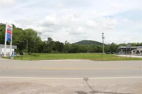 896 S 25 Hwy, Williamsburg, KY 40769