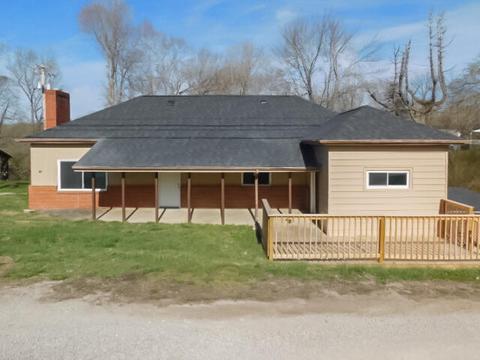43 Mcguire Ave, Beattyville, KY 41311