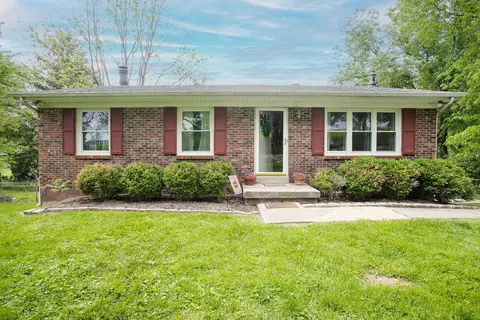 5925 Old Boonesboro Rd, Winchester, KY 40391