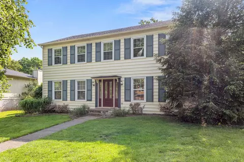 4232 Clemens Dr, Lexington, KY 40514