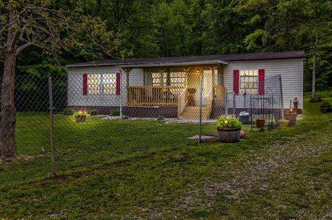 2115 Elk Lick Rd, Salt Lick, KY 40371