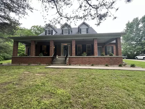 390 Adams Ln, Morehead, KY 40351
