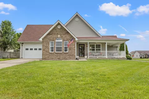 185 Walker Ln, Lawrenceburg, KY 40342