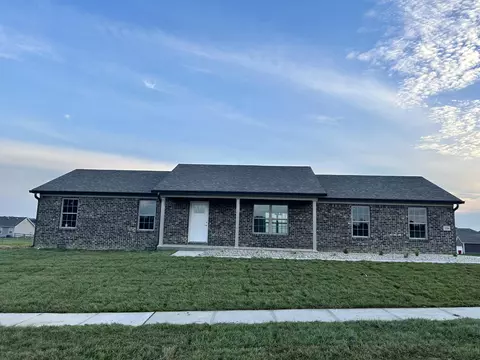 108 Stillwater Dr, Berea, KY 40403