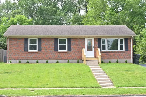 1203 Alexandria Dr, Lexington, KY 40504