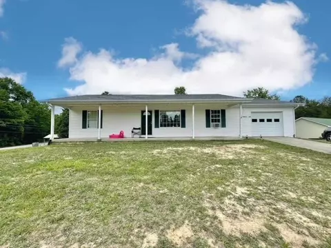 9 White Oak Dr, Whitley City, KY 42653