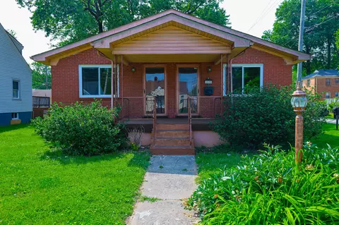 2020 S 16th St, Louisville, KY 40210