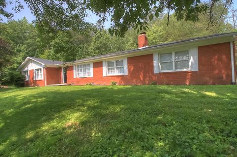 557 Sasser School Rd, London, KY 40741