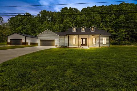 2495 Skidmore Rd, Frenchburg, KY 40322