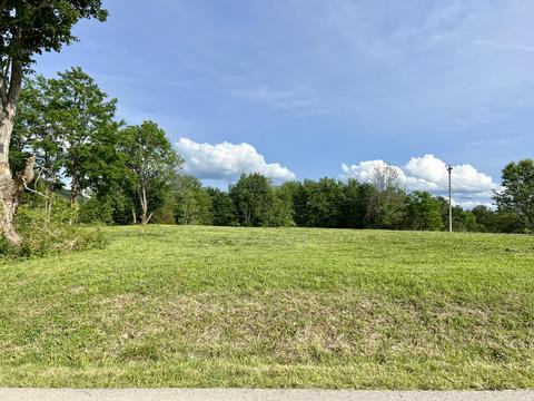 9999 Wilson Ln, Berea, KY 40403