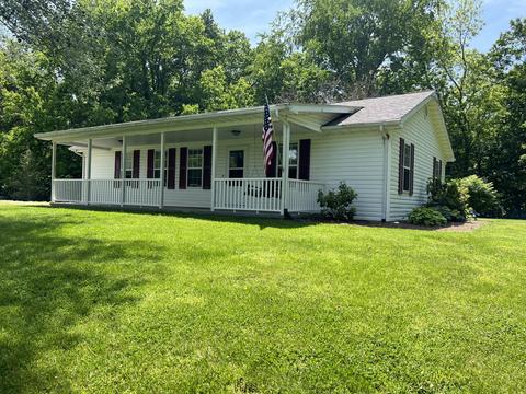 107 Buschner Ln, Crab Orchard, KY 40419