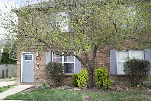 2924 Blairdon Cir, Lexington, KY 40509