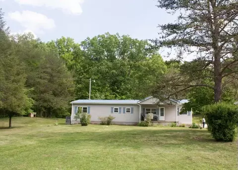 628 Red Lick Rd, Berea, KY 40403