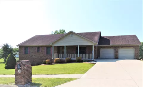 170 Blueridge Dr, Frankfort, KY 40601