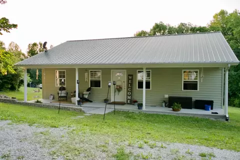 211 Ridgeway Dr, Morehead, KY 40351