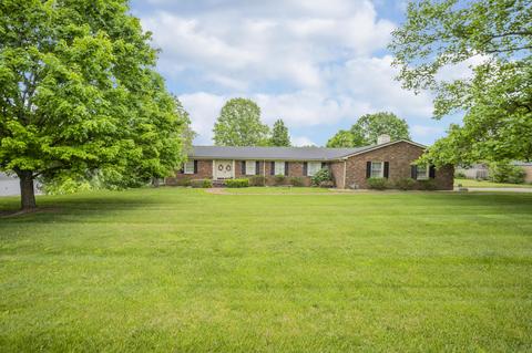 116 Carolyn Ln, Nicholasville, KY 40356