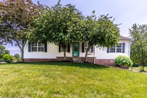 335 Brandon Ct, Berea, KY 40403