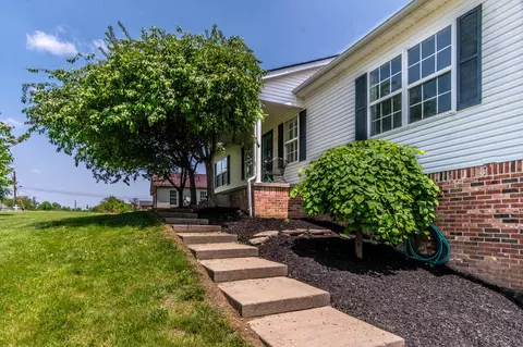 335 Brandon Ct, Berea, KY 40403 photo 4