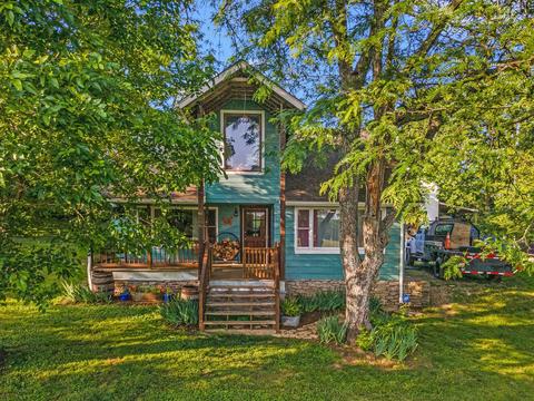8860 Troy Pike, Versailles, KY 40383