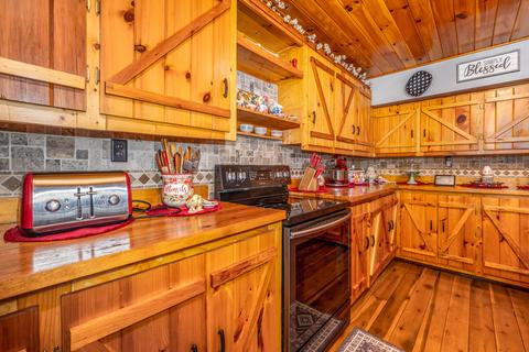 293 Rock Creek Rd, Sandy Hook, KY 41171 photo 23