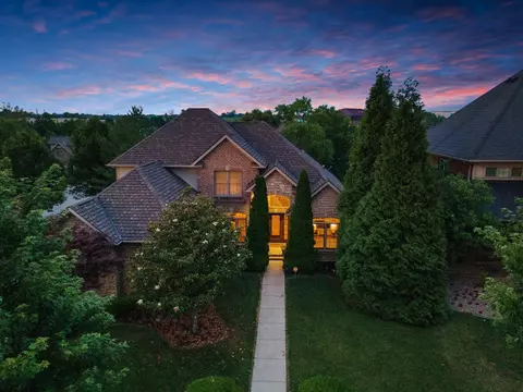 2484 Coroneo Ln, Lexington, KY 40509