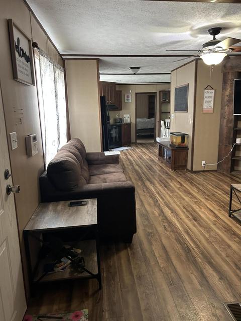 32 Angle Dr, Gray, KY 40734 photo 3