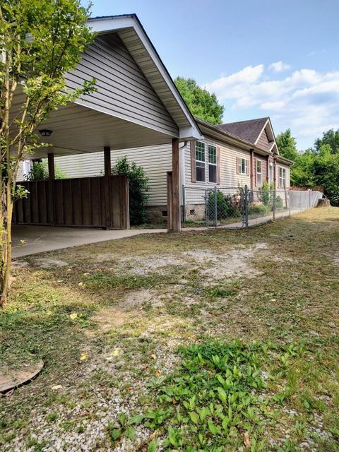 1203 Armory Dr, Jackson, KY 41339 photo 2