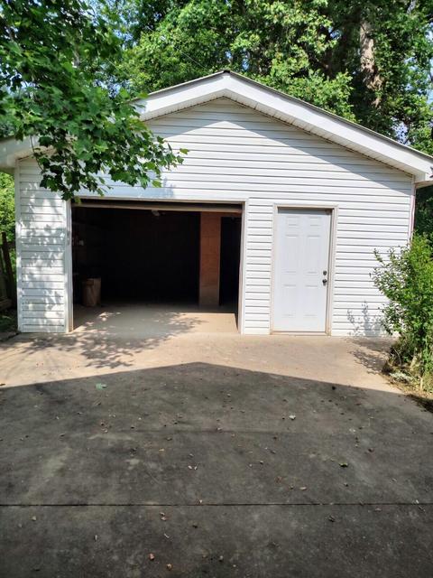 1203 Armory Dr, Jackson, KY 41339 photo 4