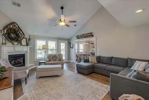 1017 Park Place Dr, Richmond, KY 40475
