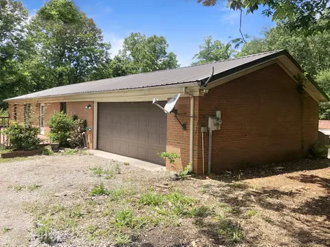 185 Walker Dr, Burnside, KY 42519 photo 2