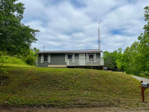 1005 Snavely Rd, Stamping Ground, KY 40379