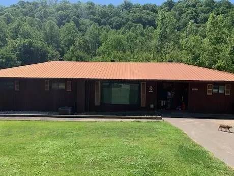 1863 Raccoon Rd, Hueysville, KY 41640