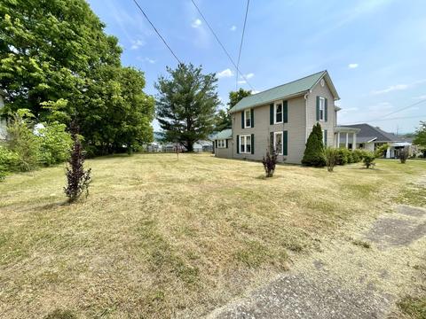 127 Peyton Ave, Irvine, KY 40336 photo 2