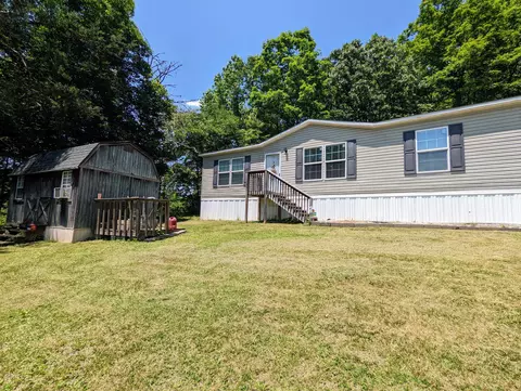 1097 Paynes Branch Rd, Cannon, KY 40923