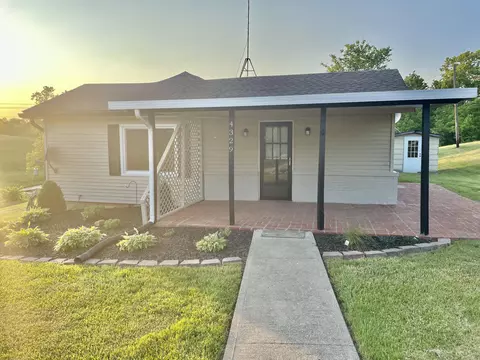 4329 Levee Rd, Mount Sterling, KY 40353