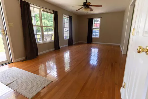 1370 Leger Fork Rd, Tyner, KY 40486 photo 8