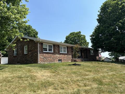 302 Douglas Ct, Carlisle, KY 40311