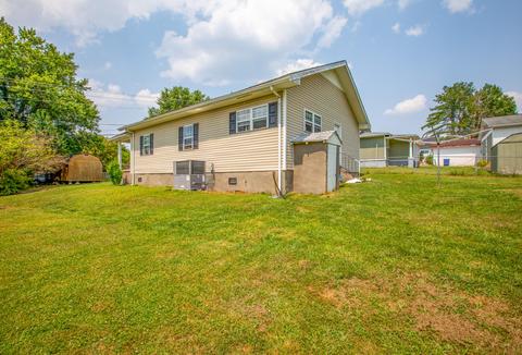 149 Corbin Cir, Corbin, KY 40701 photo 3