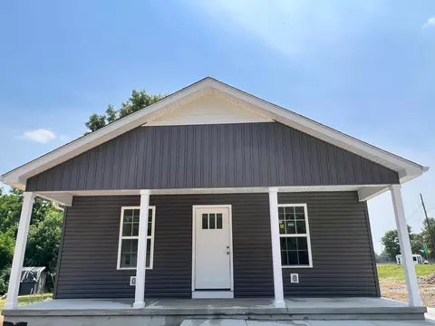 28 Denny Ave, Winchester, KY 40391