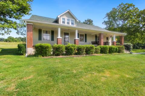 1776 Bonds Mill Rd, Lawrenceburg, KY 40342