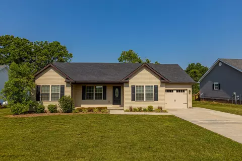 424 Cresthill Dr, Harrodsburg, KY 40330