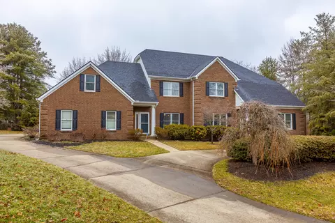 505 Burning Tree Cir, Lexington, KY 40509