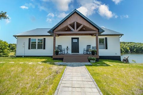 241 Cedar Lk, Ewing, KY 41039