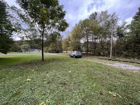 194 Lick Fork Rd, Middlesboro, KY 40965